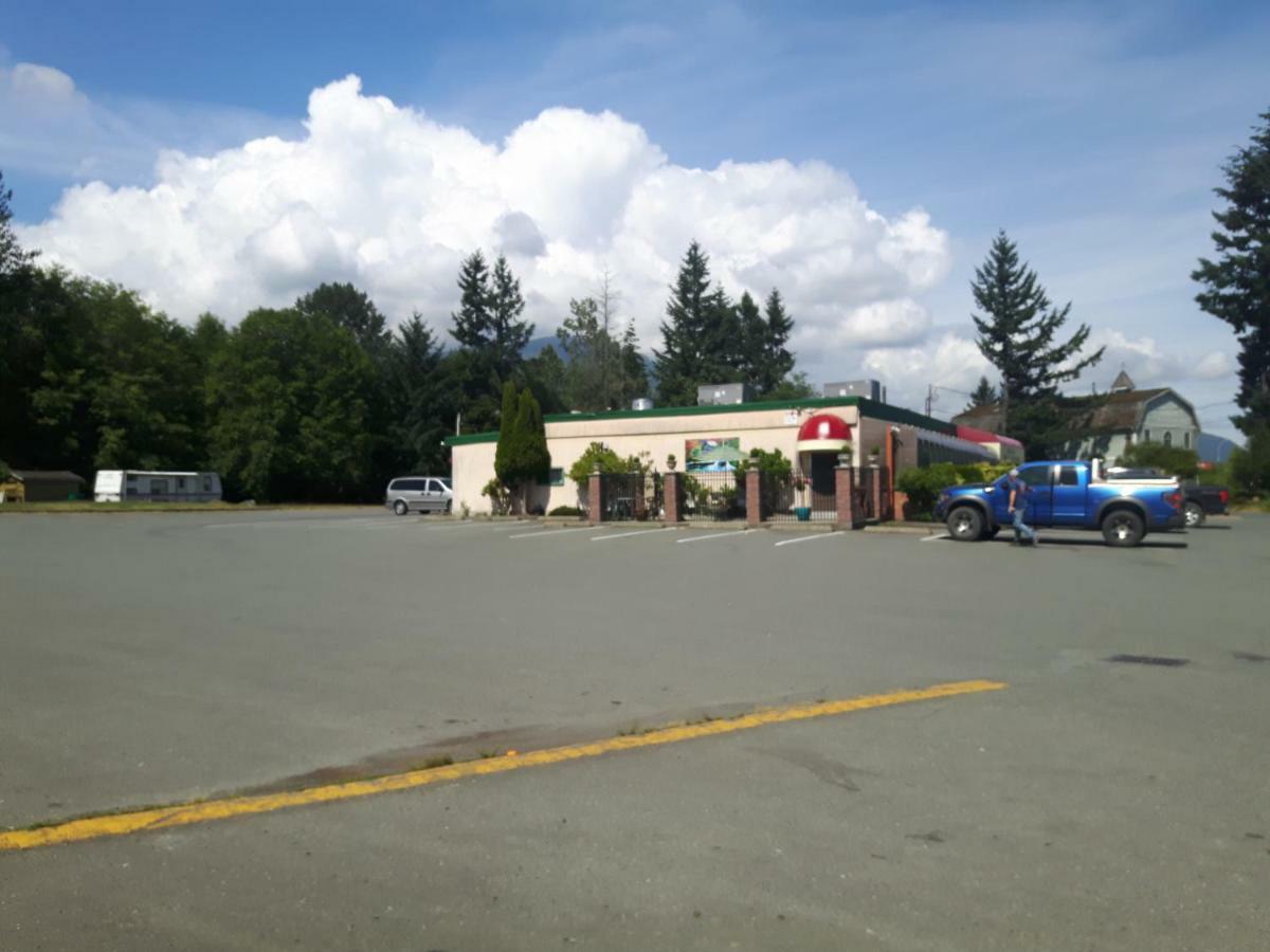 Fuller Lake Chemainus Motel Exteriör bild